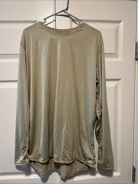Men's Long-Sleeve Crew Performance Tee- tan- beige
